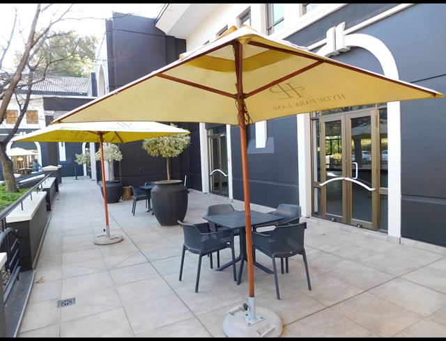 253M² OFFICE TO LET IN HYDE PARK